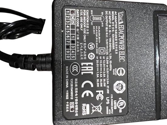 Internationale USB-C lader input 100-240 Vac Output 5V tot 20V 1.8A tot 3.0A Voor o.a Nederland, UK, VS, China, Australië etc met 4 opzetstekkers - afbeelding 3