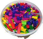 Biobuddi MIX van 3500 bouwstenen (compatible met o.a. LEGO) meer dan 3,5 kg in grote volle 10 liter emmer + 6 x bouwplaat 25.5 cm x 25.5 cm - afbeelding 1