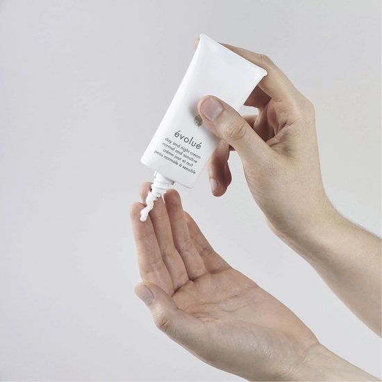 évolué day and night cream normal and sensitive 30ml - afbeelding 3
